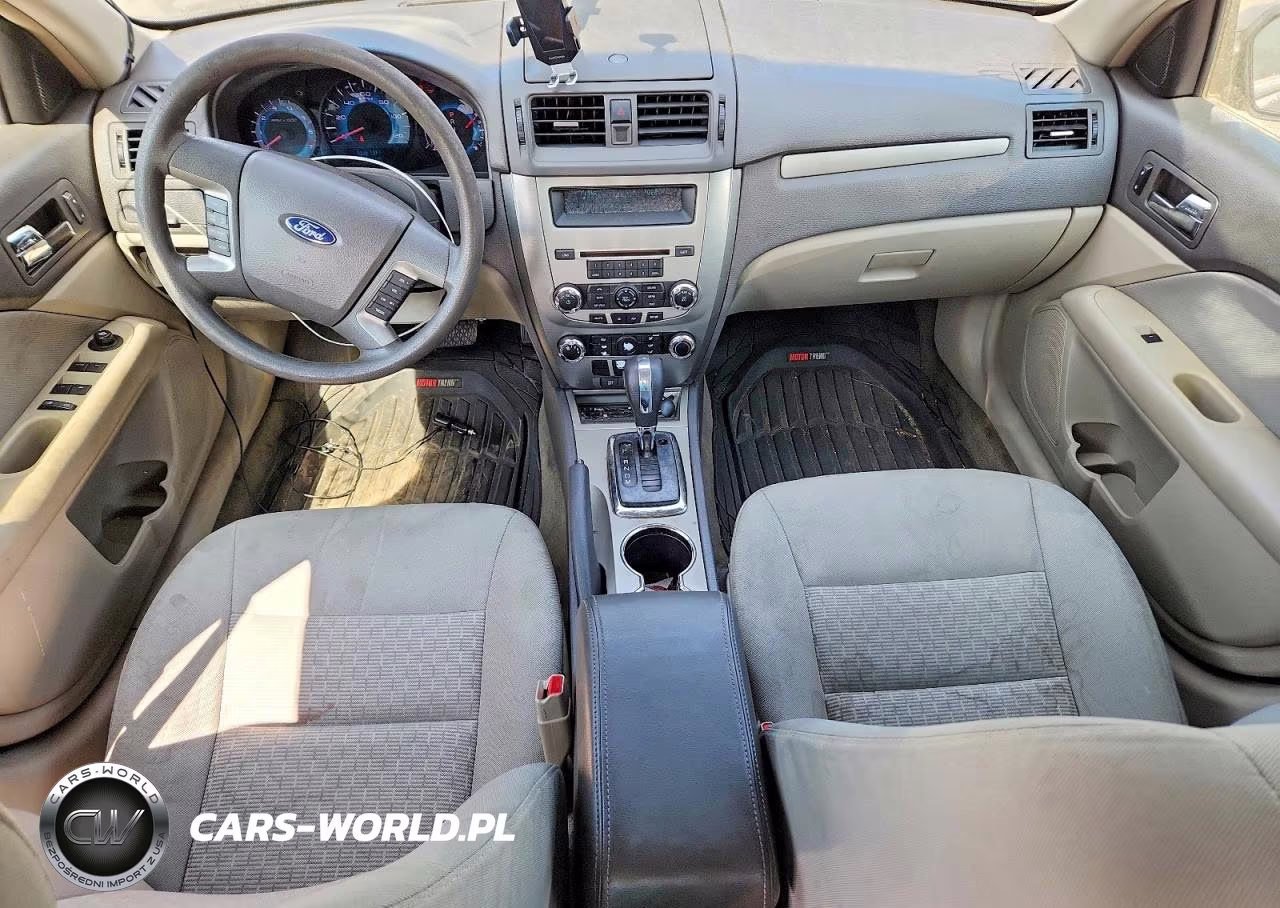 2012 Ford Fusion Se VIN:3FAHP0HG8CR232145 - 8