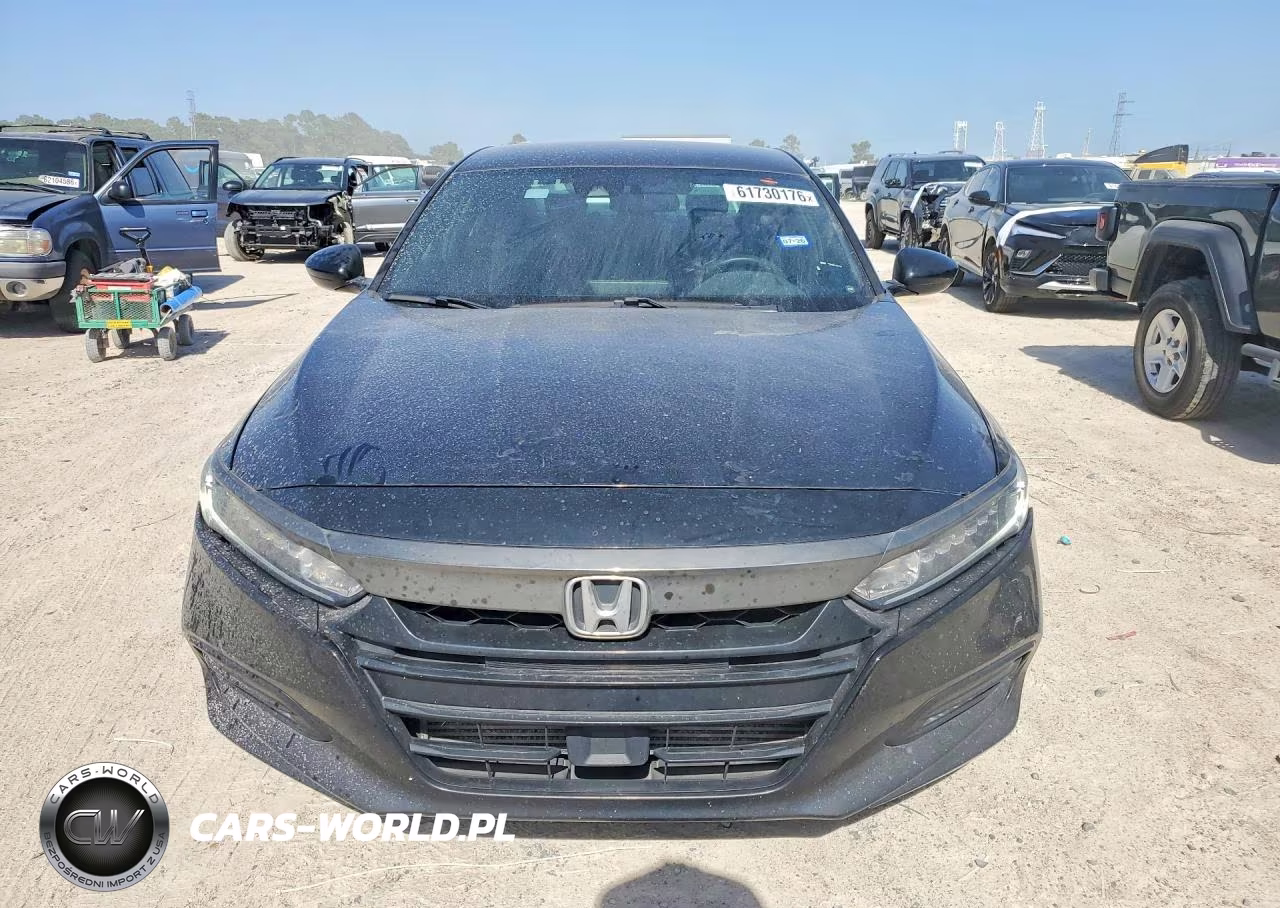 2018 Honda Accord Sport VIN:1HGCV1F34JA136523 - 5