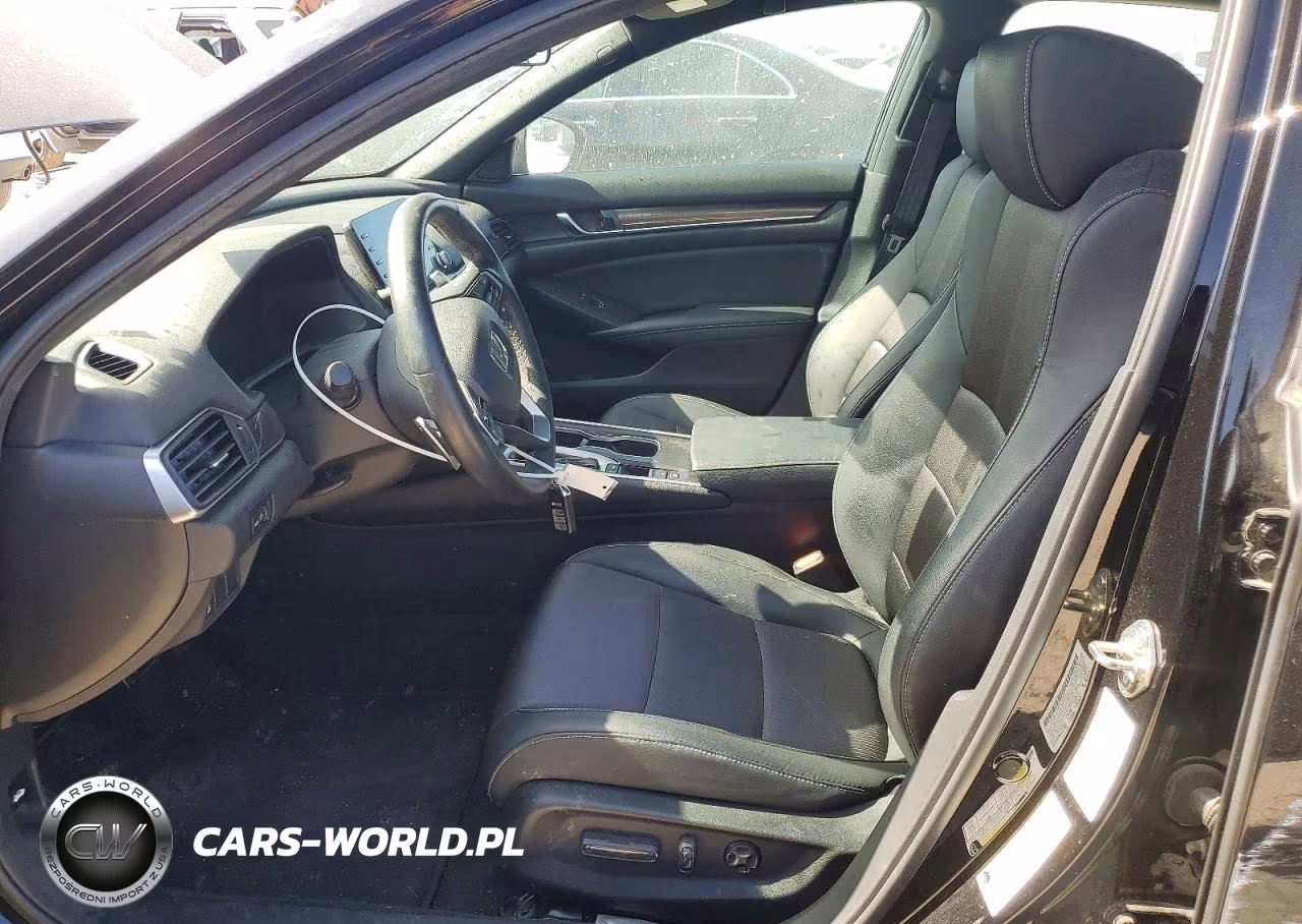 2018 Honda Accord Sport VIN:1HGCV1F34JA136523 - 7