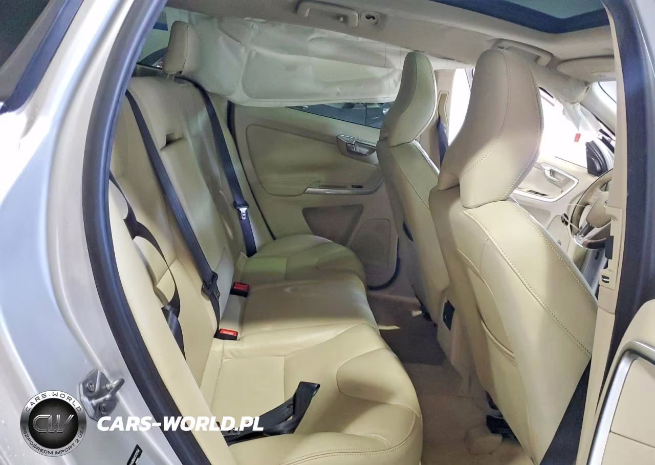2015 Volvo Xc60 T5 Premier VIN:YV440MDK8F2727546 - 11