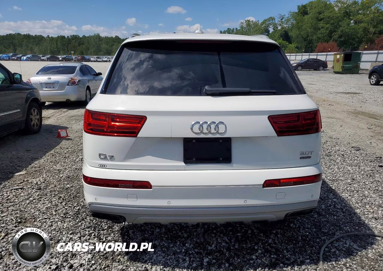 2018 Audi Q7 Premium Plus VIN:WA1LAAF7XJD034262 - 6