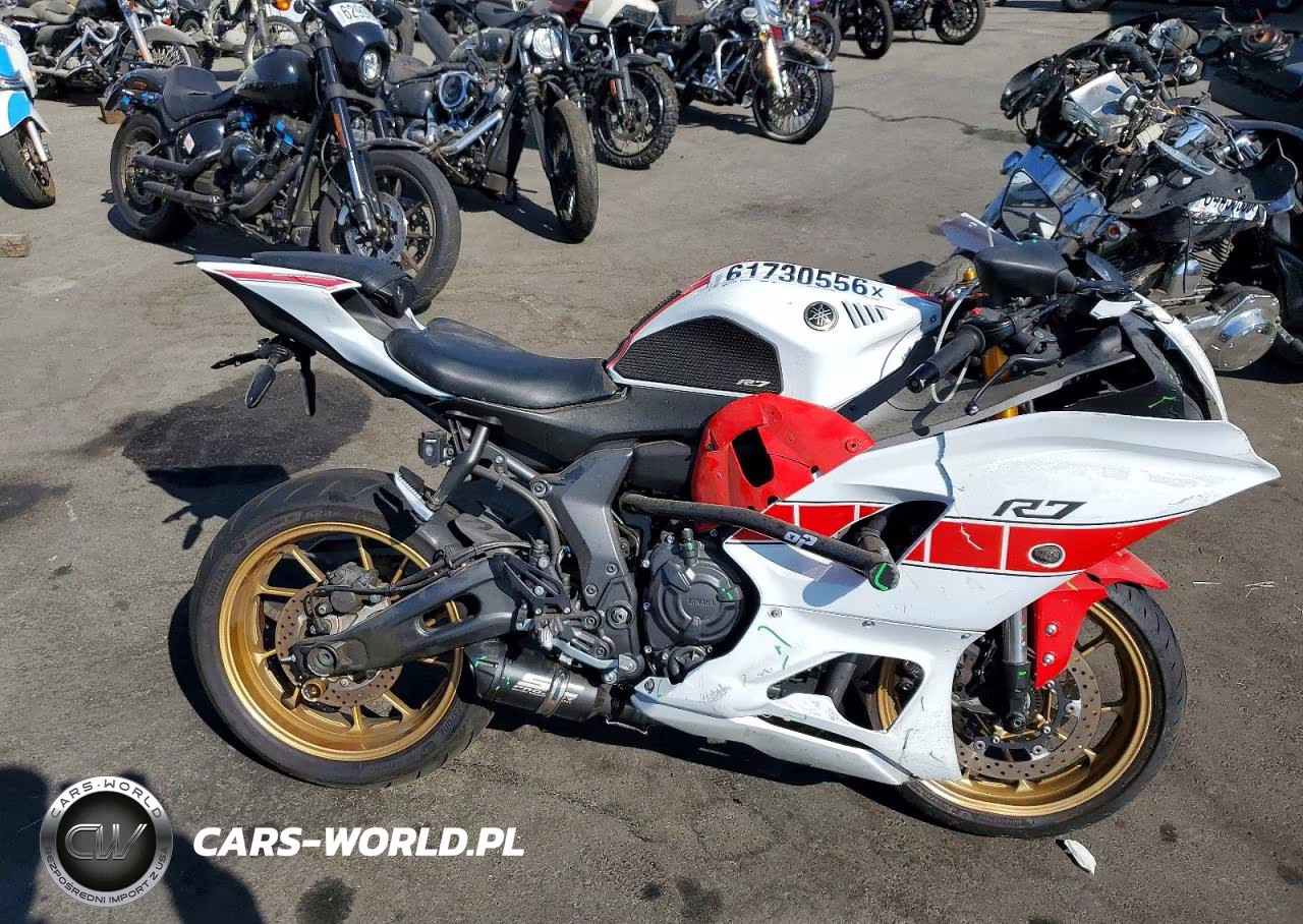 2022 Yamaha Yzfr7
