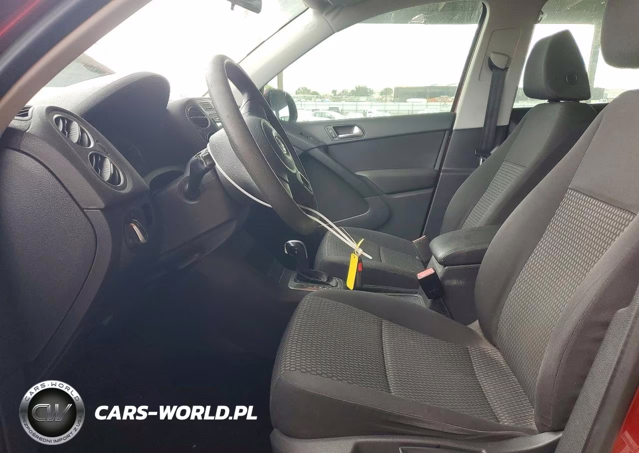 2011 Volkswagen Tiguan S VIN:WVGAV7AX5BW000436 - 7