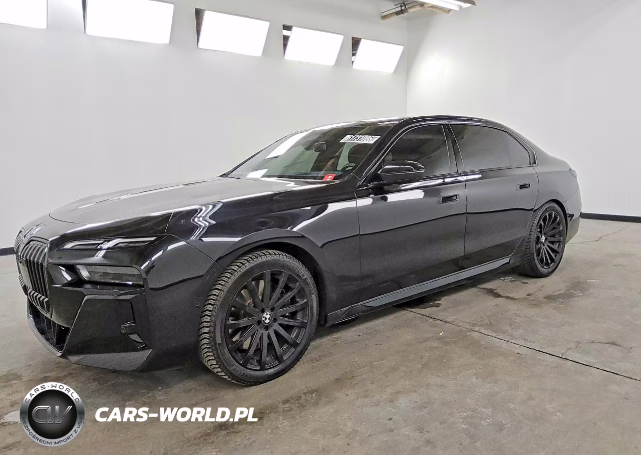 2023 BMW 760 Xi – zdjęcie 1 z 13