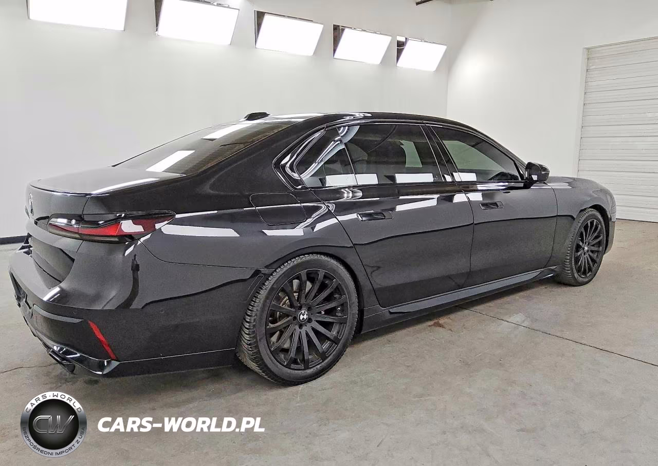 2023 BMW 760 Xi VIN:WBA33EJ01PCN17880 - 3