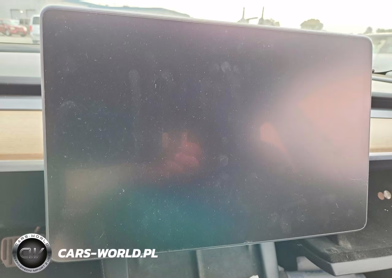 2023 Tesla Model 3 VIN:5YJ3E1EA4PF575364 - 9