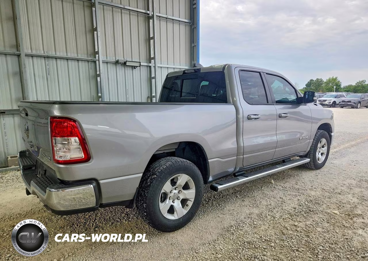 2021 Ram 1500 Big Horn-Lone Star VIN:1C6SRFBT2MN797179 - 3