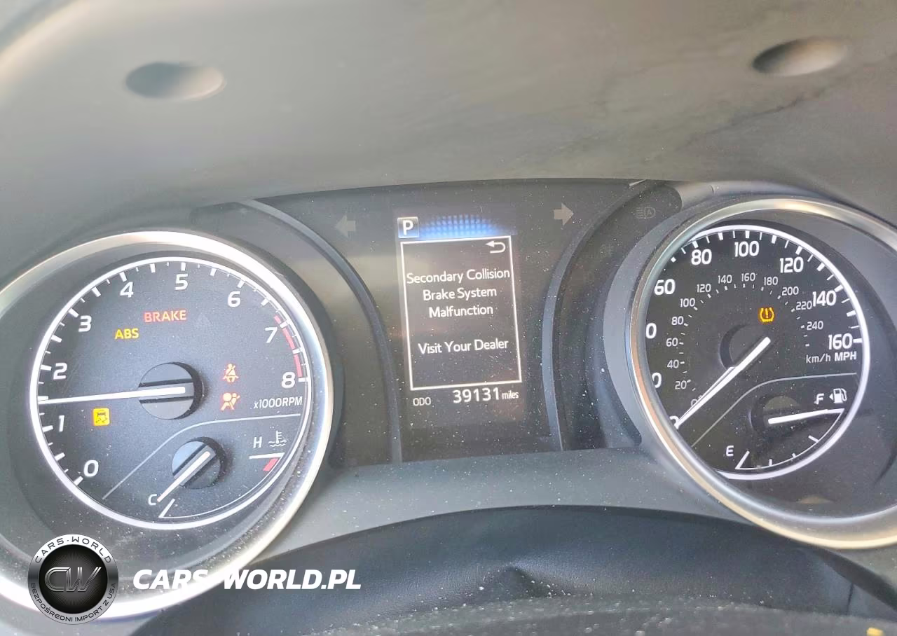 2018 Toyota Camry Le VIN:JTNB11HK4J3038943 - 9