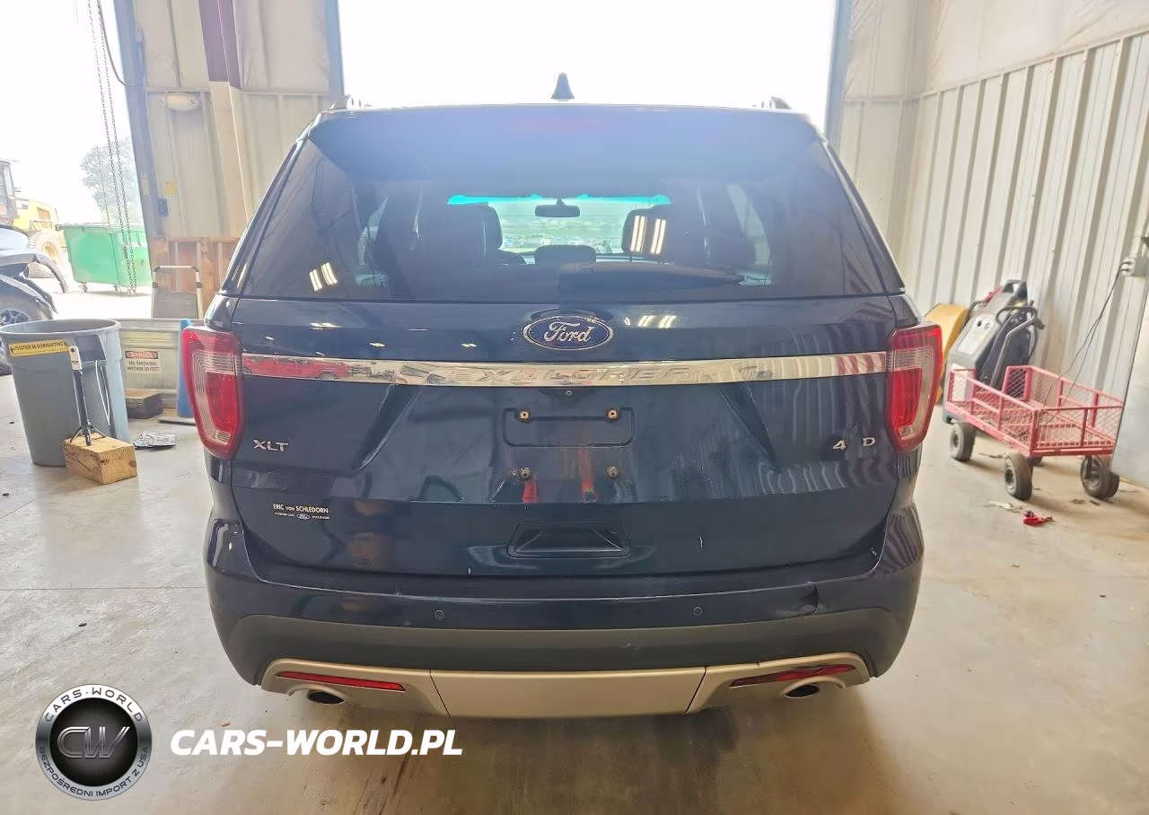 2017 Ford Explorer Xlt VIN:1FM5K8D80HGA74743 - 6