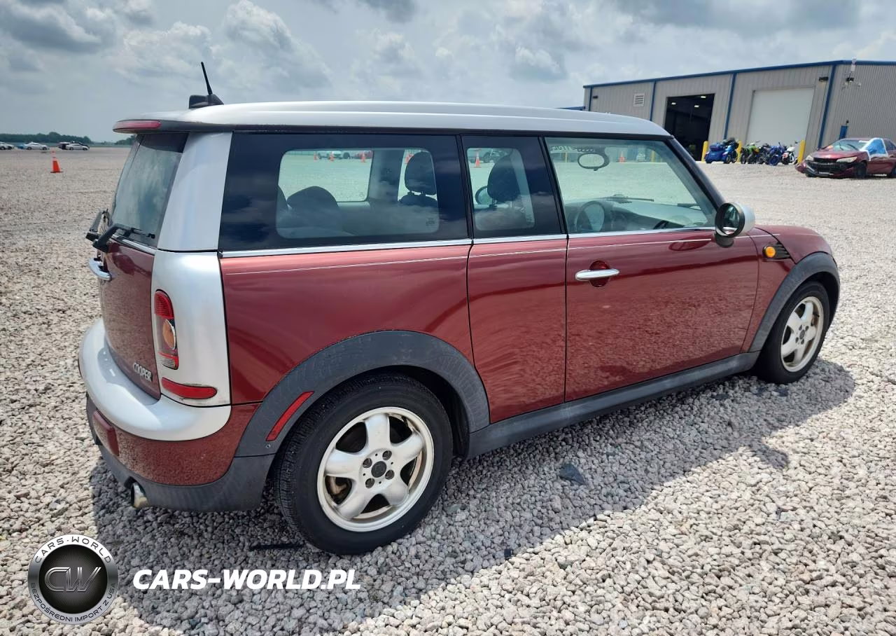 2010 Mini Cooper Clubman VIN:WMWML3C5XATX36880 - 3