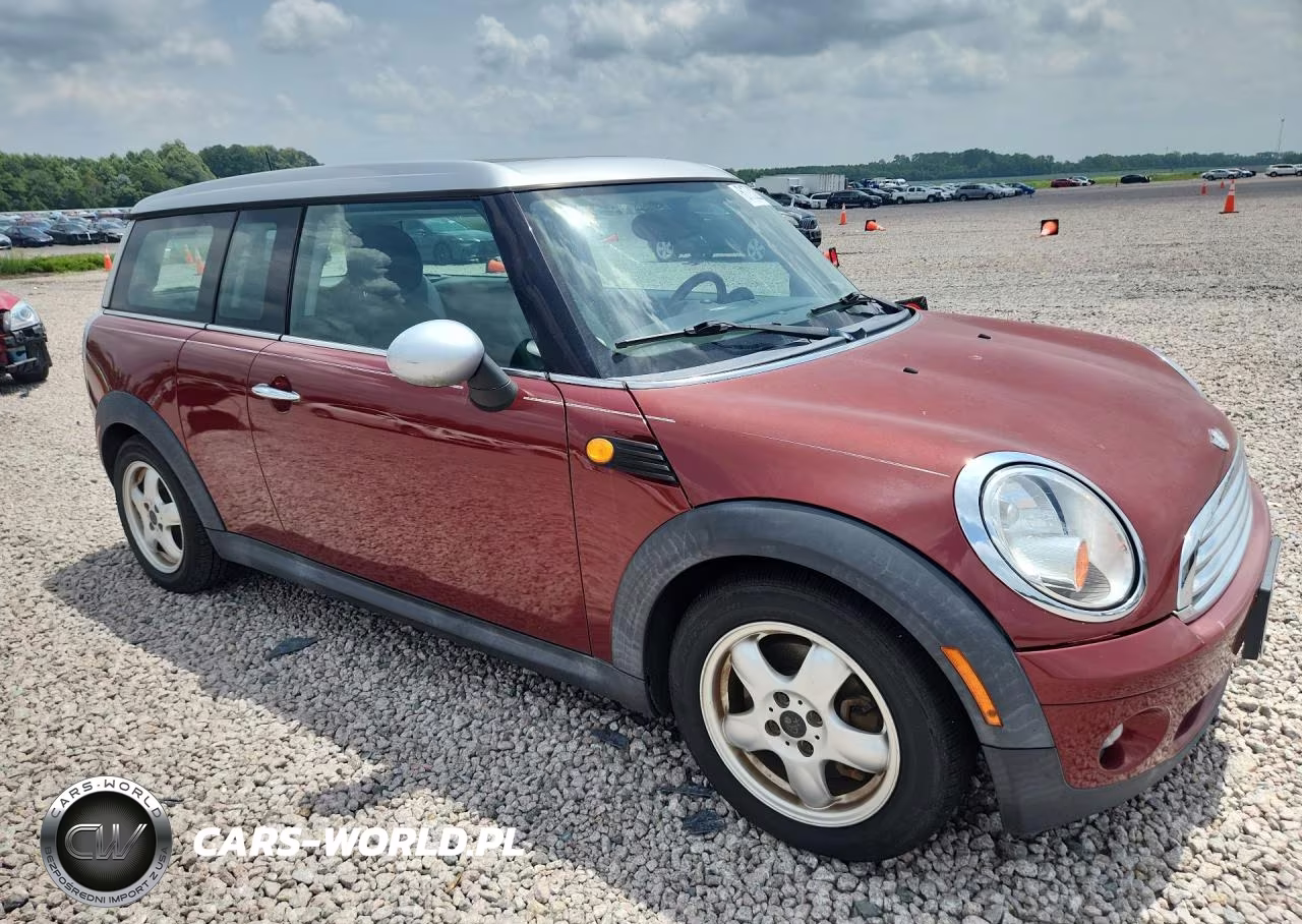 2010 Mini Cooper Clubman VIN:WMWML3C5XATX36880 - 4