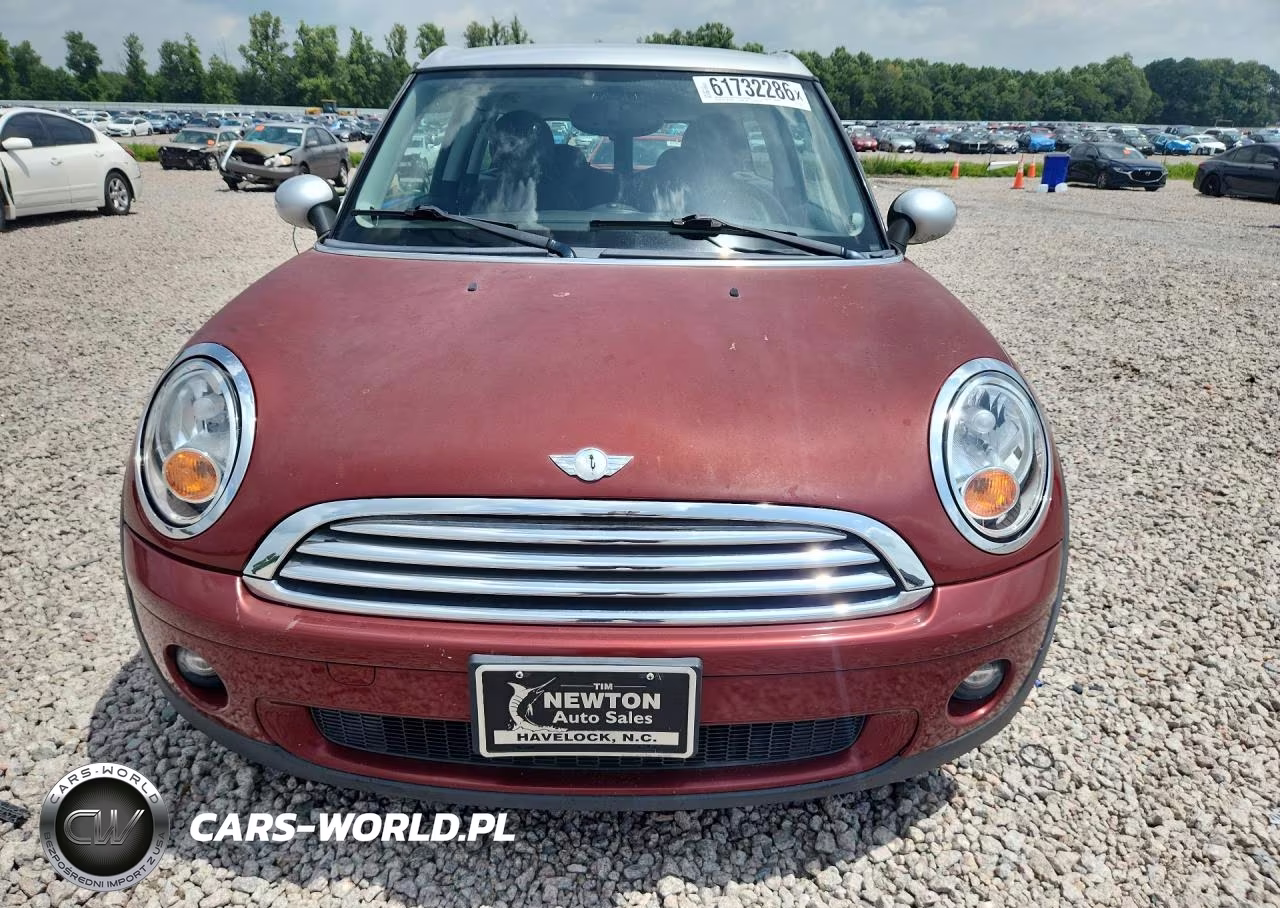 2010 Mini Cooper Clubman VIN:WMWML3C5XATX36880 - 5