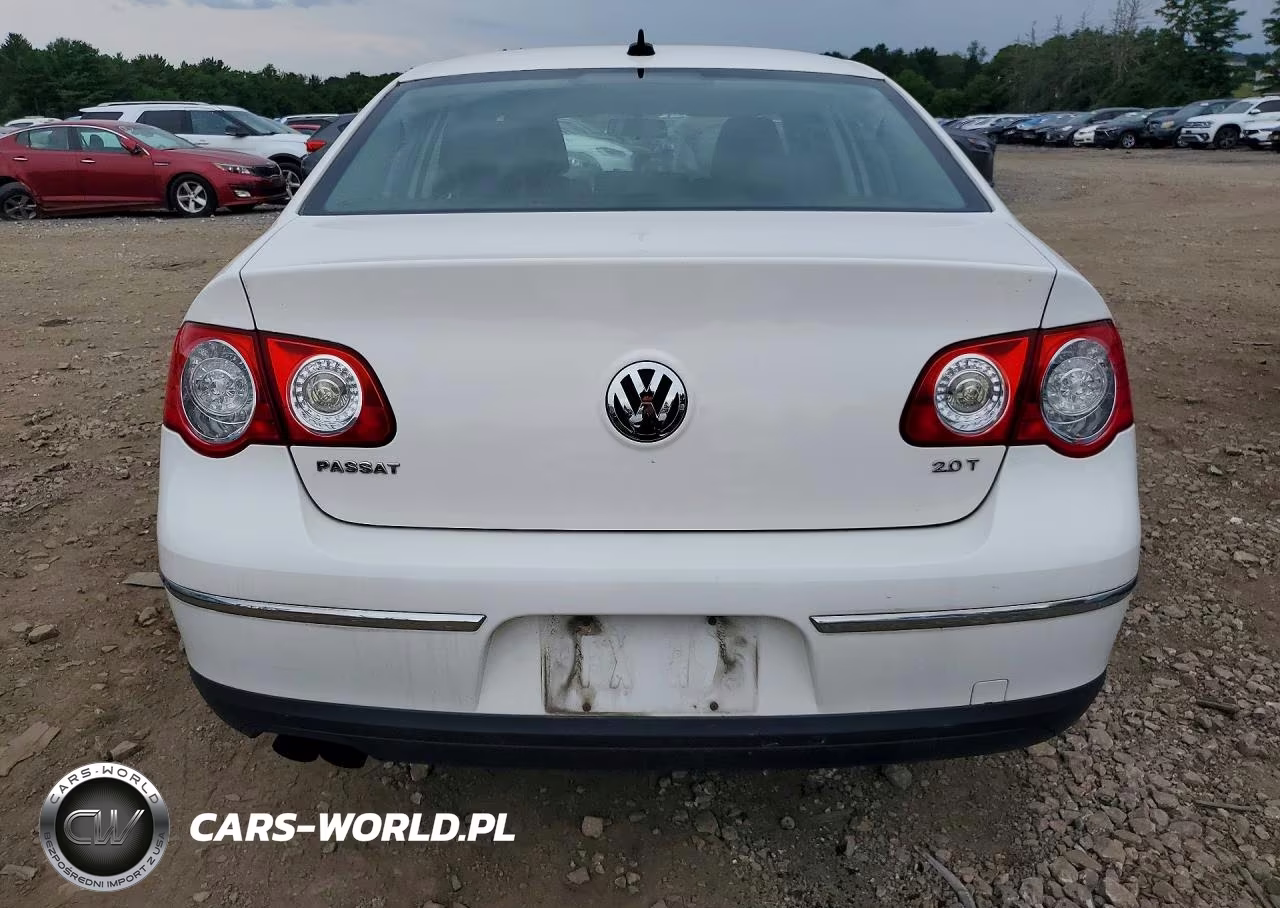 2010 Volkswagen Passat Komfort VIN:WVWJM7AN1AE140039 - 6