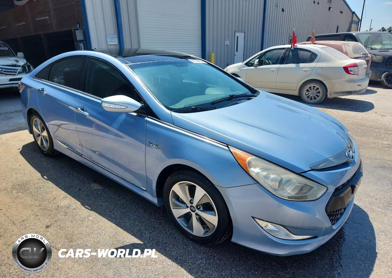 2012 Hyundai Sonata Hybrid VIN:KMHEC4A40CA045732 - 4