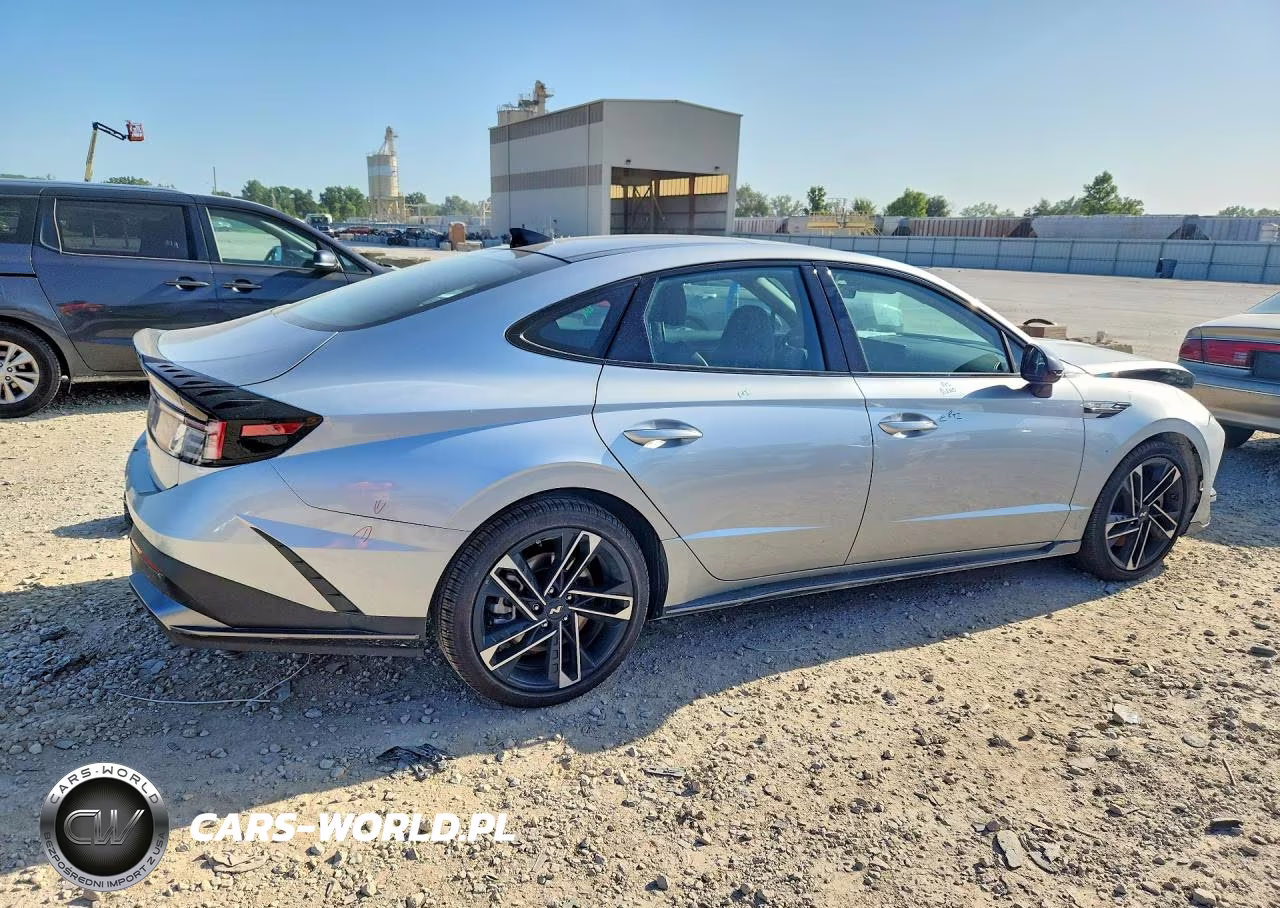 2026 Hyundai Sonata N Line VIN:KMHL54JC0TA569293 - 3