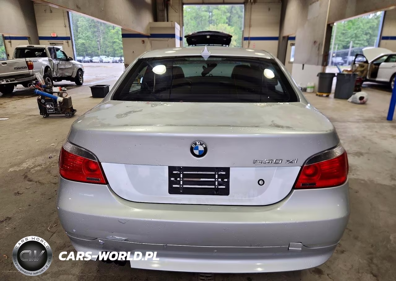 2007 BMW 530 Xi VIN:WBANF73587CU25153 - 6