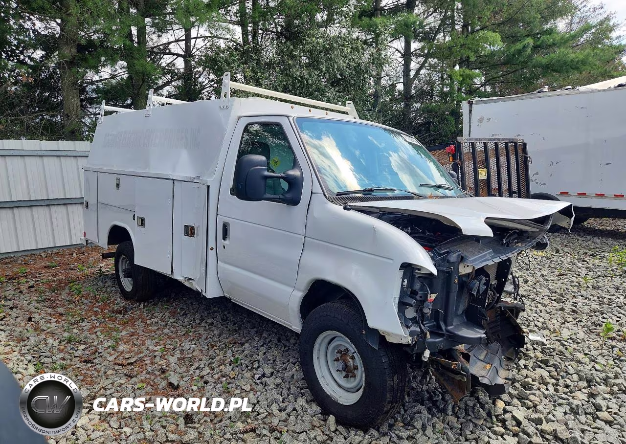 2014 Ford Econoline E350 Super Duty Cutaway Van VIN:1FDWE3FL8EDA88709 - 4