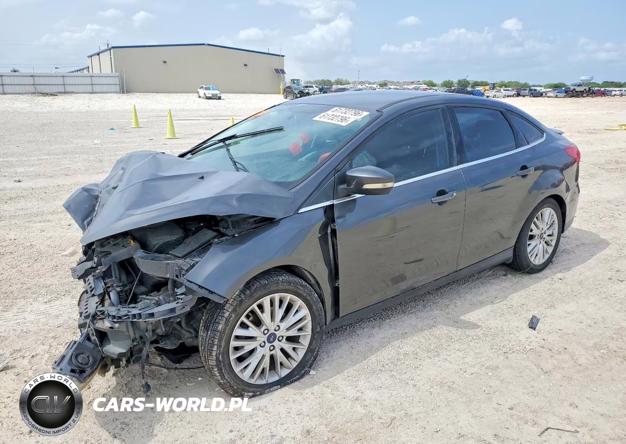 2016 Ford Focus Titanium VIN:1FADP3J28GL367287 - 1