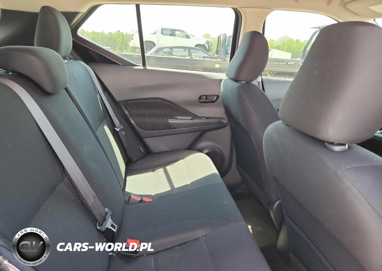 2025 Nissan Kicks Play S VIN:3N1CP5BVXSL482628 - 10