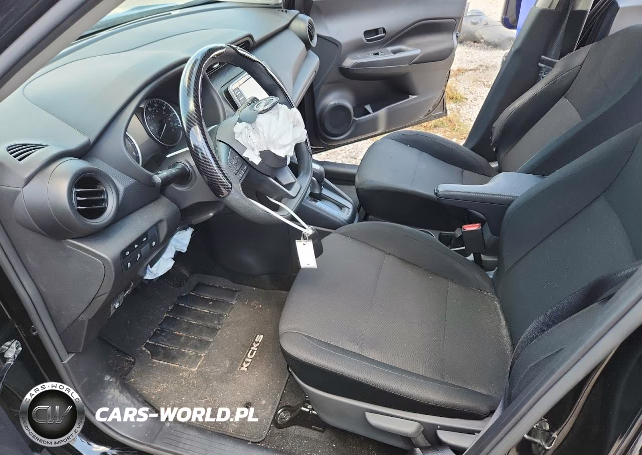 2025 Nissan Kicks Play S VIN:3N1CP5BVXSL482628 - 7
