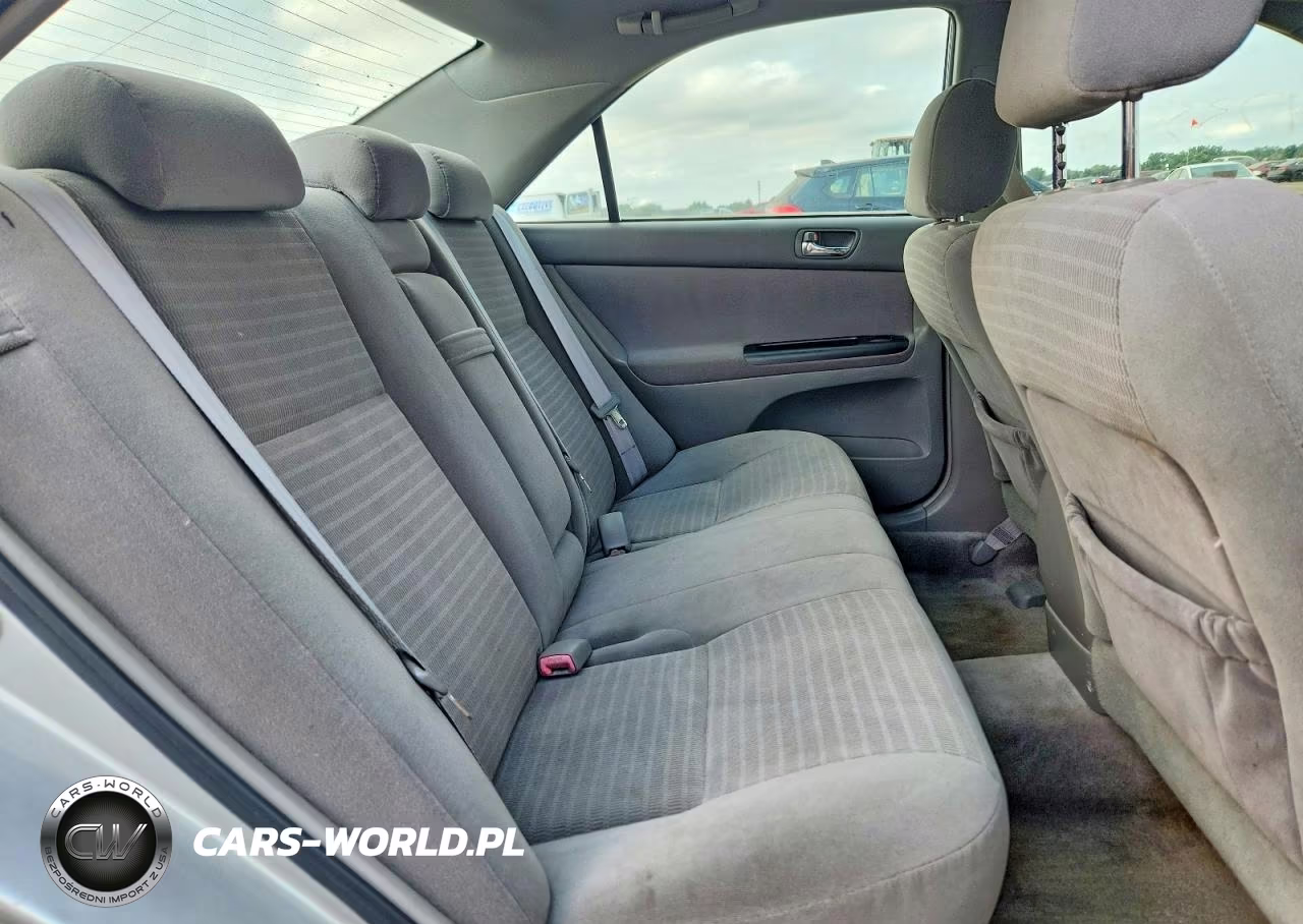 2005 Toyota Camry Le VIN:4T1BE32KX5U028118 - 10