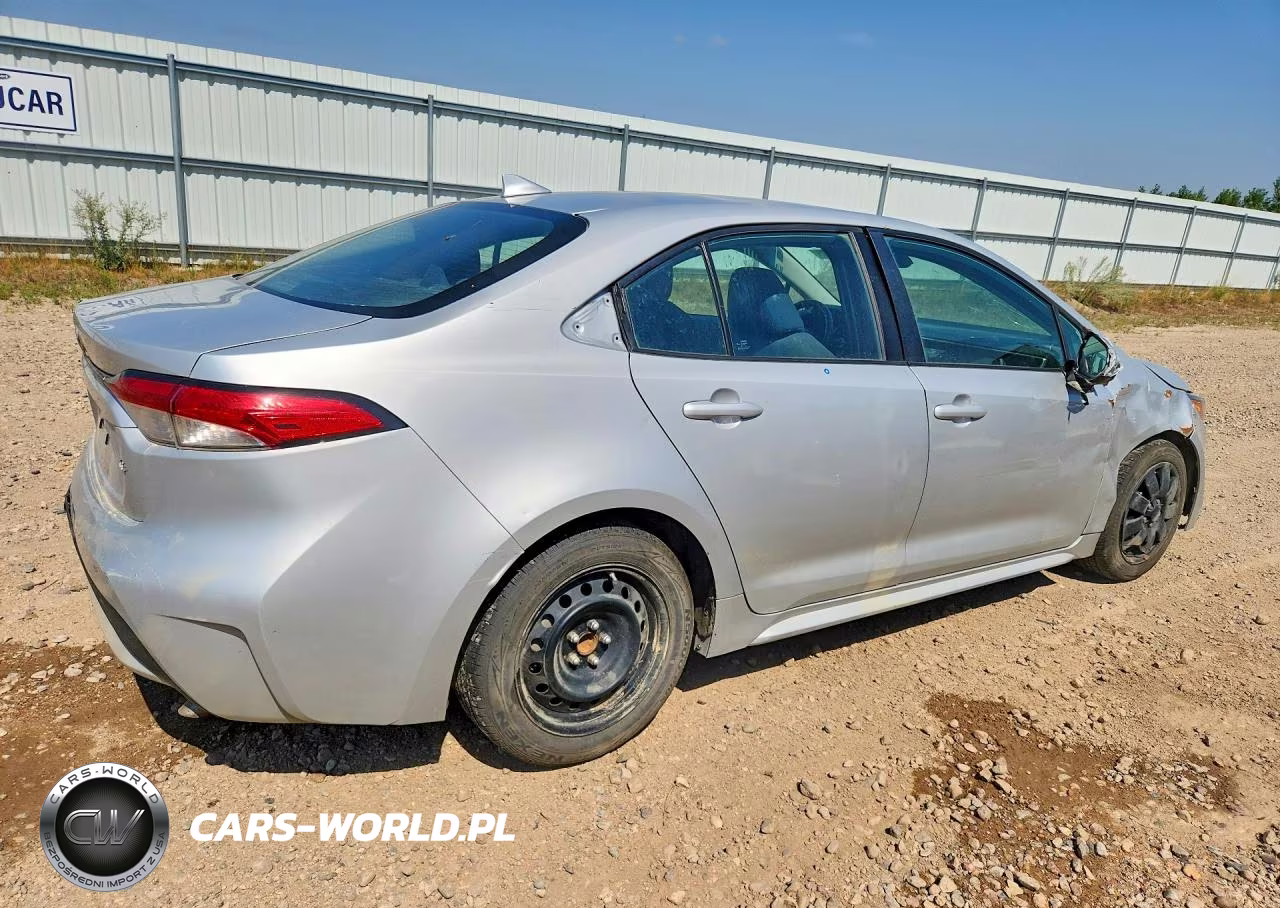 2020 Toyota Corolla Le VIN:5YFEPRAE3LP116903 - 3