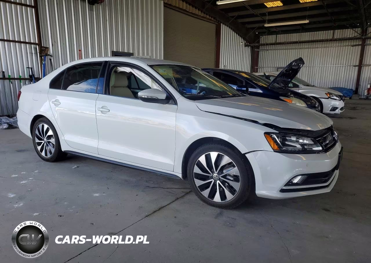 2015 Volkswagen Jetta Hybrid VIN:3VW637AJ4FM426598 - 4