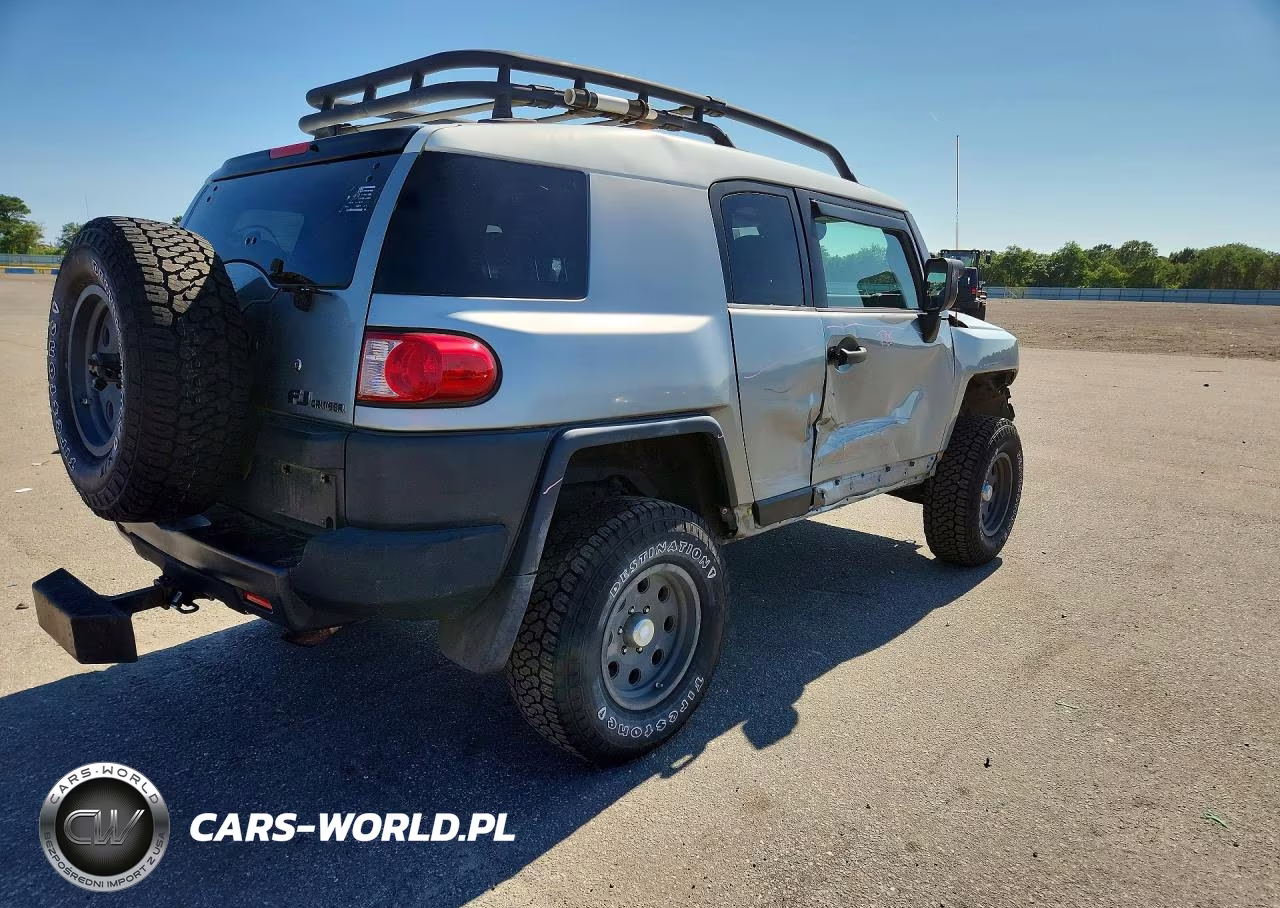 2009 Toyota Fj Cruiser Base VIN:JTEBU11FX9K069474 - 3
