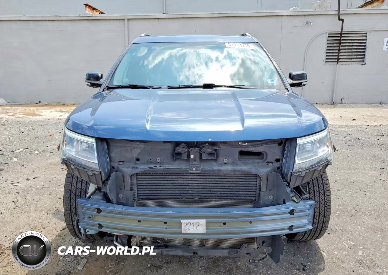 2018 Ford Explorer Xlt VIN:1FM5K8DH2JGA53852 - 5