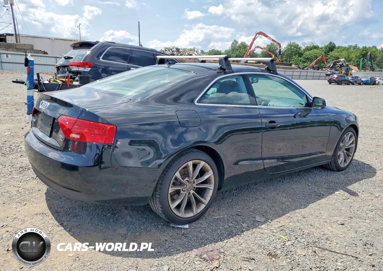2013 Audi A5 Premium Plus VIN:WAURFAFR7DA050344 - 3