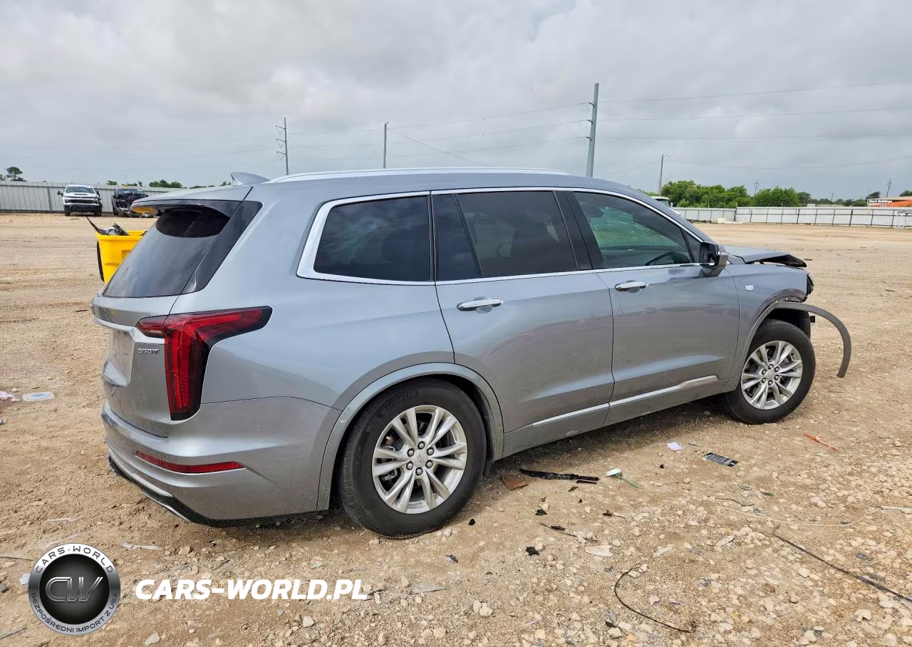 2025 Cadillac Xt6 Luxury VIN:1GYKPAR40SZ111091 - 3