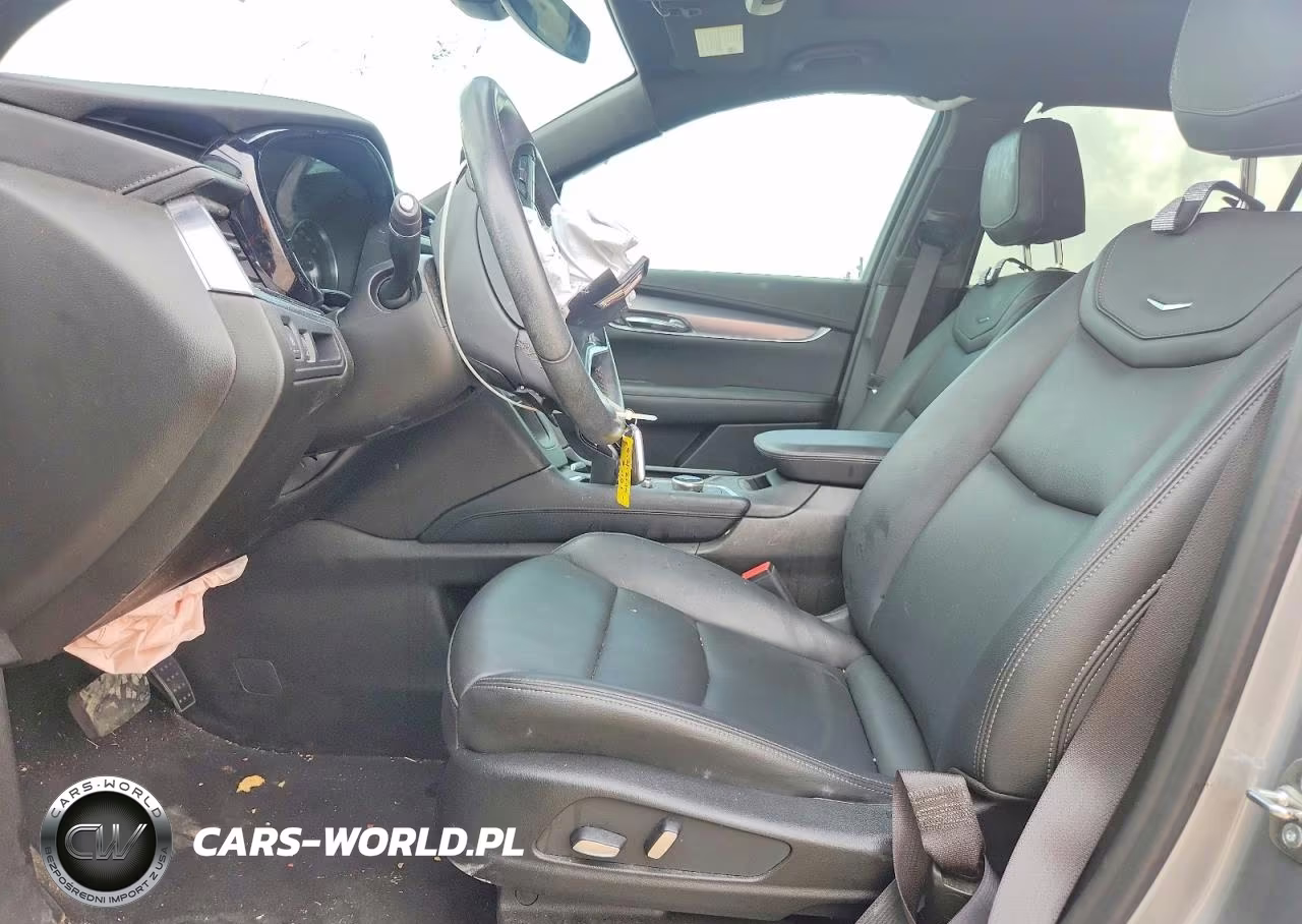 2025 Cadillac Xt6 Luxury VIN:1GYKPAR40SZ111091 - 7