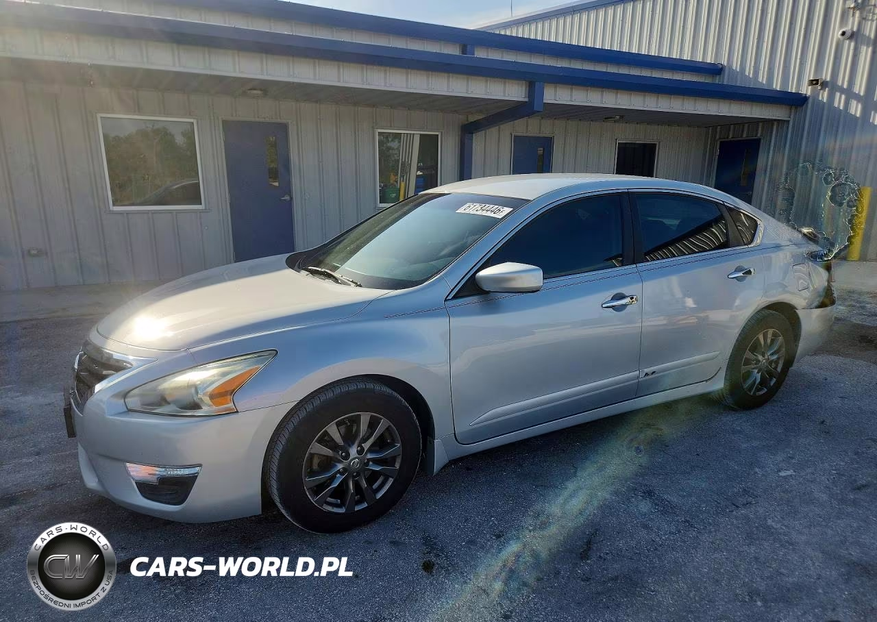 2015 Nissan Altima 2.5 S – zdjęcie 1 z 12
