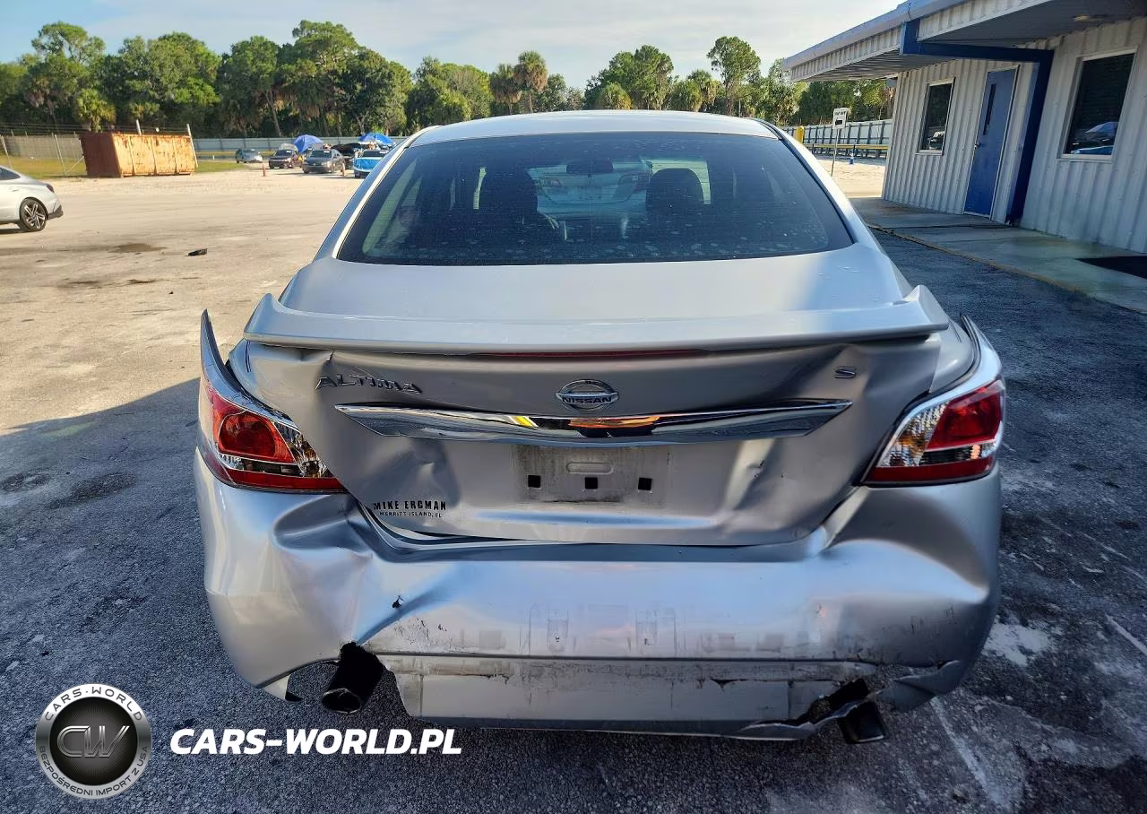 2015 Nissan Altima 2.5 S VIN:1N4AL3AP1FN396255 - 6