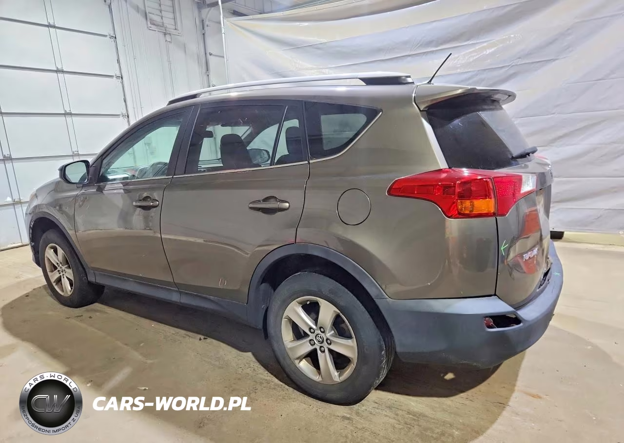 2015 Toyota Rav4 Xle VIN:2T3RFREV2FW239021 - 2