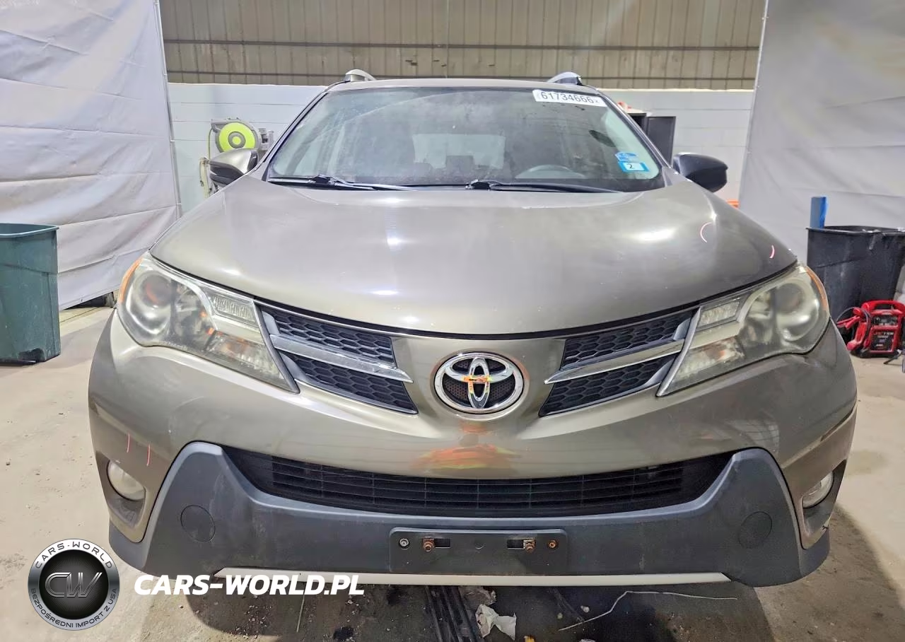 2015 Toyota Rav4 Xle VIN:2T3RFREV2FW239021 - 5