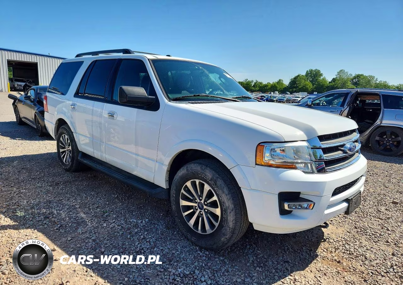 2015 Ford Expedition Xlt VIN:1FMJU1JT6FEF25451 - 4
