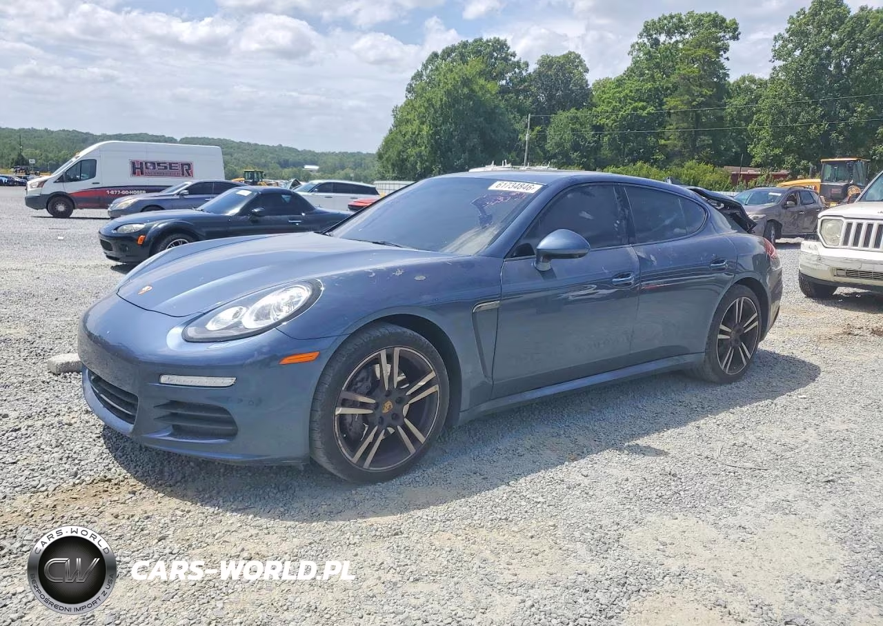 2014 Porsche Panamera 2