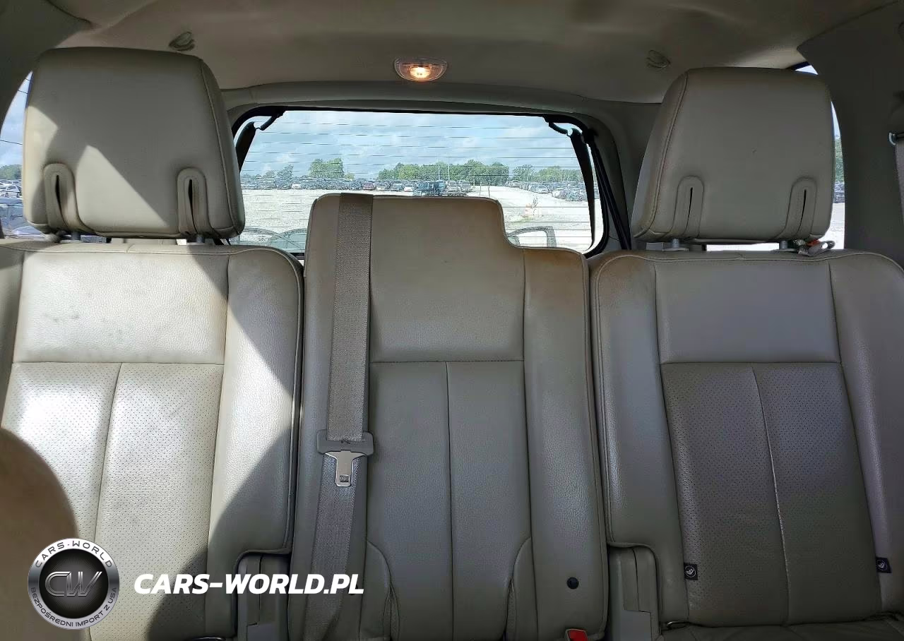 2014 Ford Expedition Limited VIN:1FMJU1K57EEF60028 - 10