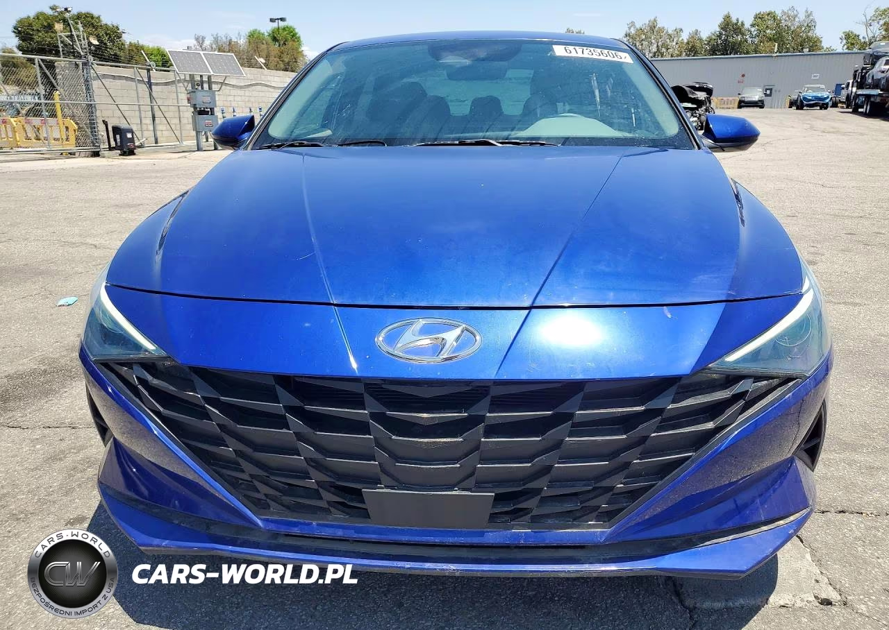 2022 Hyundai Elantra Sel VIN:5NPLS4AGXNH059643 - 5