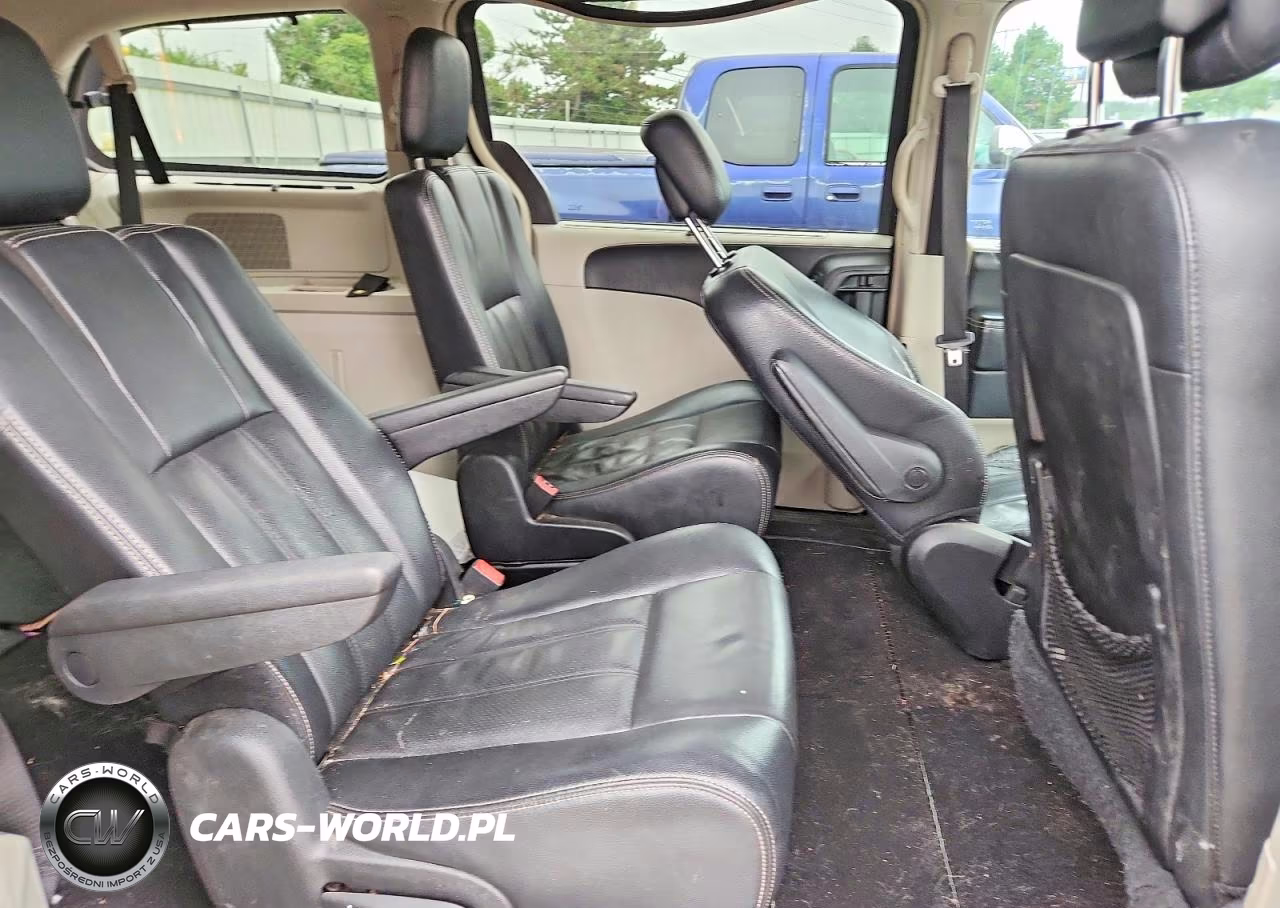 2012 Chrysler Town & Country Touring L VIN:2C4RC1CG8CR209140 - 11