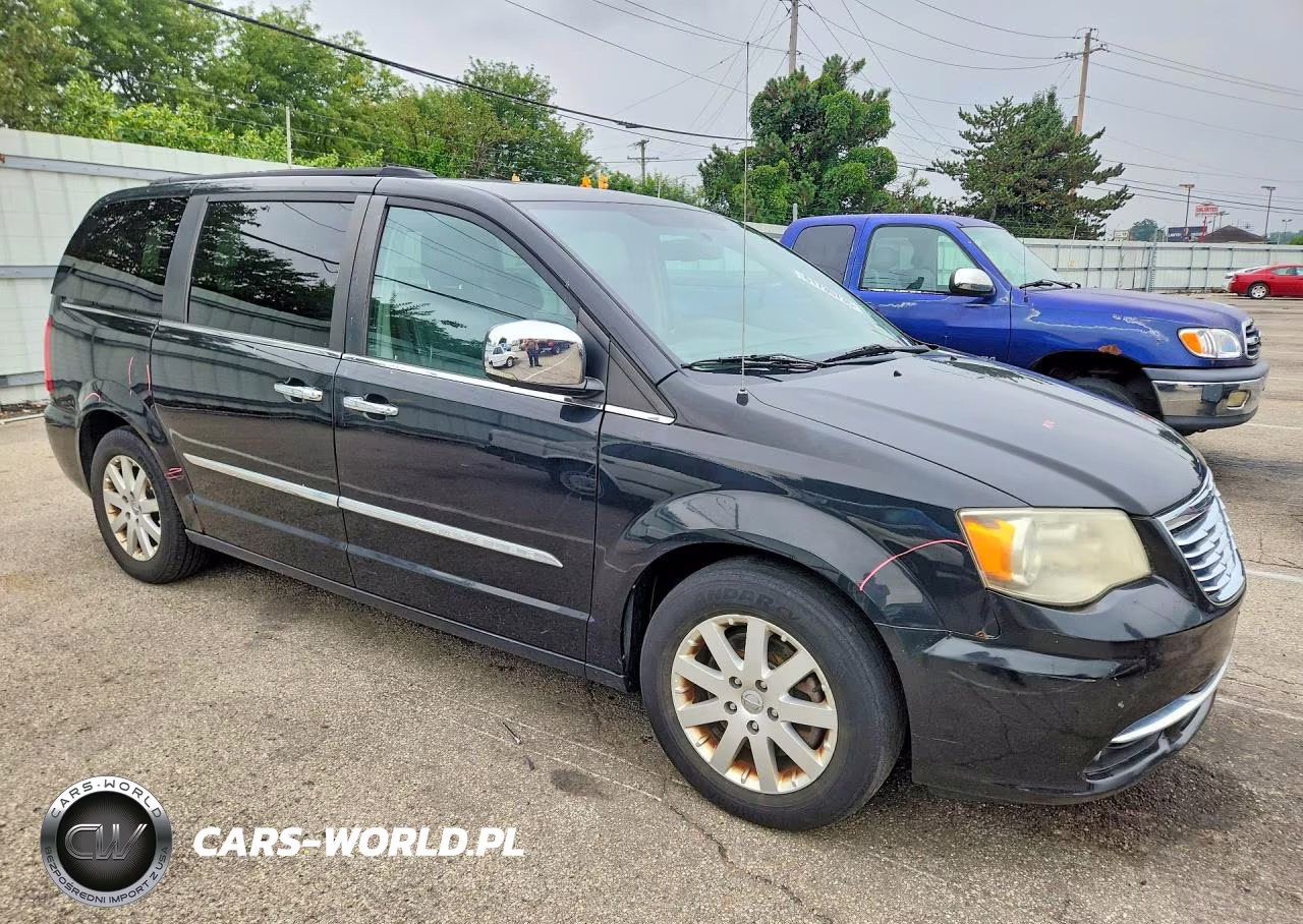 2012 Chrysler Town & Country Touring L VIN:2C4RC1CG8CR209140 - 4