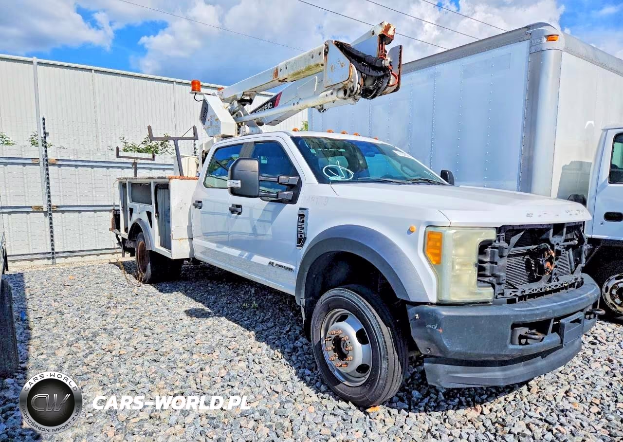 2017 Ford F-550 Super Duty - Dual Rear Wheel VIN:1FD0W5HT0HEB92525 - 4