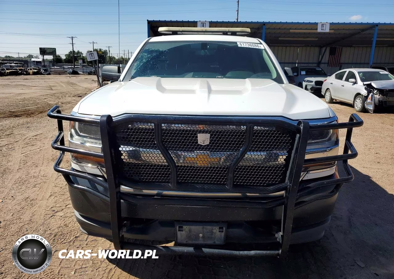 2018 Chevrolet Silverado K1500 VIN:3GCUKNEHXJG298660 - 5