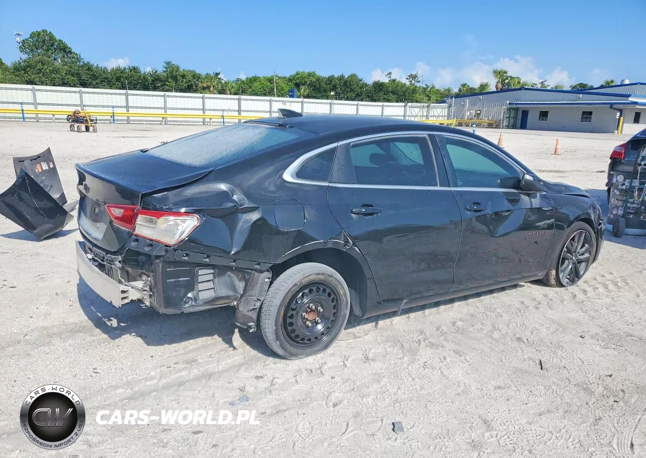 2018 Chevrolet Malibu Lt VIN:1G1ZD5ST7JF245188 - 3