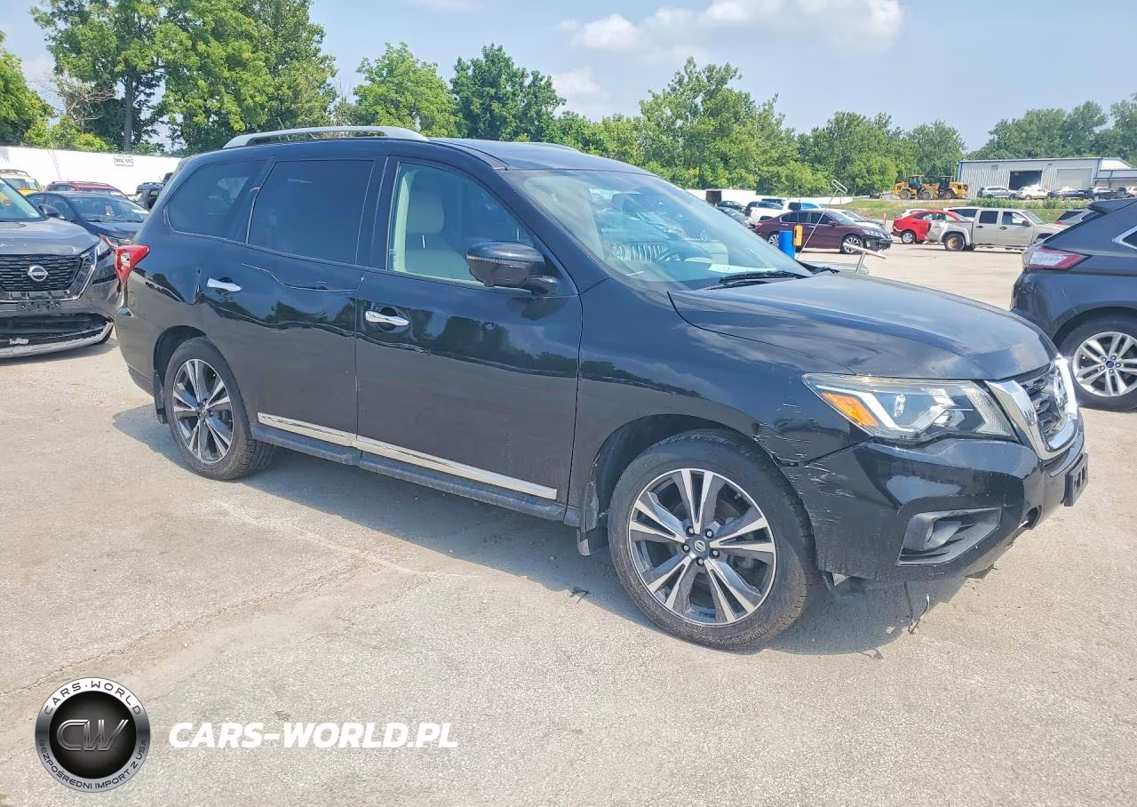 2017 Nissan Pathfinder Platinum VIN:5N1DR2MN7HC624439 - 4