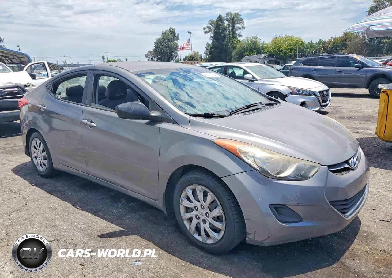 2013 Hyundai Elantra Gls VIN:5NPDH4AE1DH194980 - 4