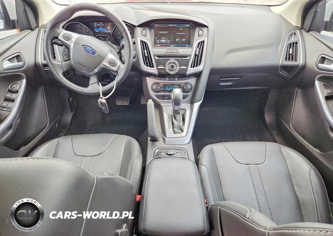 2014 Ford Focus Titanium VIN:1FADP3N27EL439510 - 8