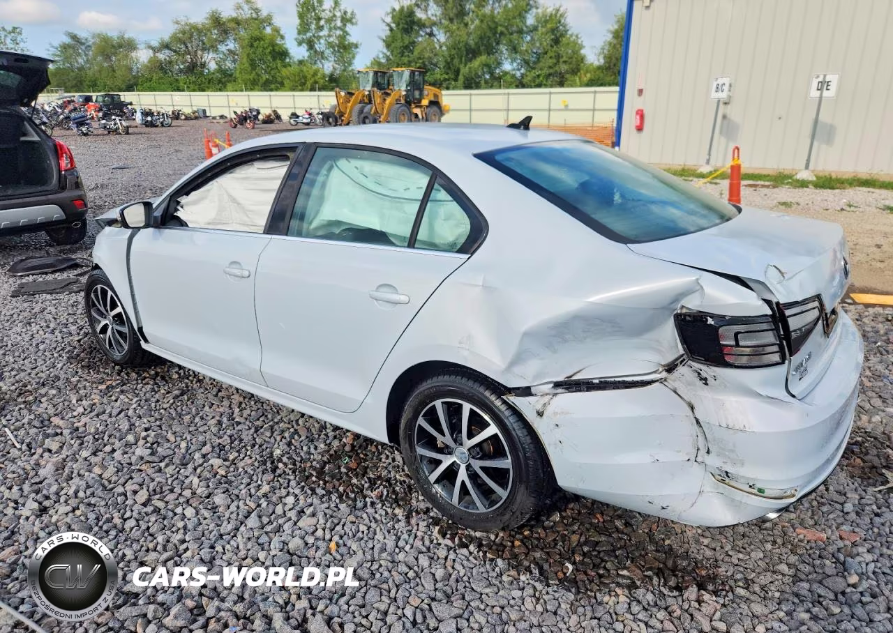 2018 Volkswagen Jetta Se VIN:3VWDB7AJ3JM221826 - 2