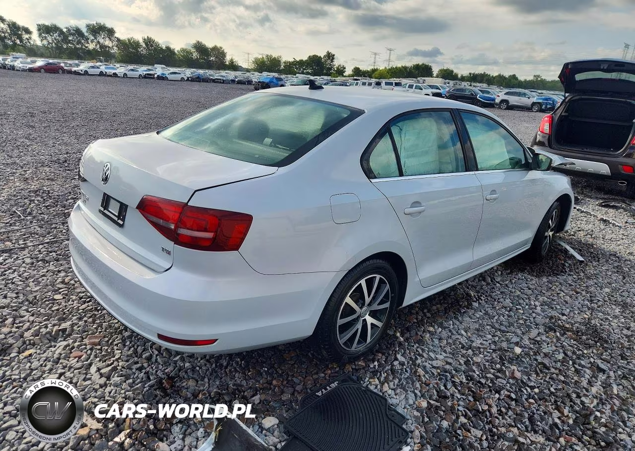 2018 Volkswagen Jetta Se VIN:3VWDB7AJ3JM221826 - 3